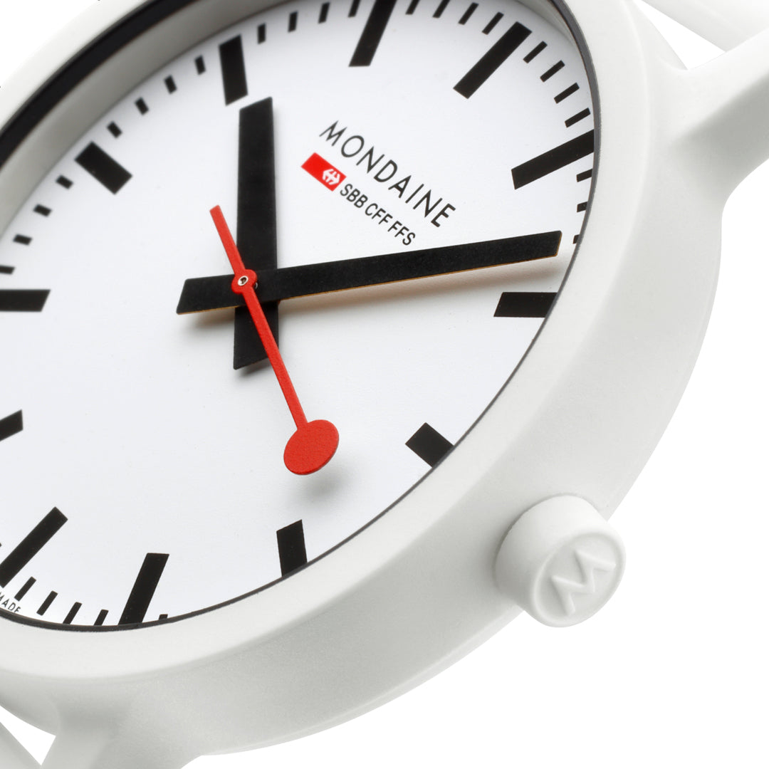 Mondaine Official Swiss Railways Essence 41mm - MS1.41110.RA