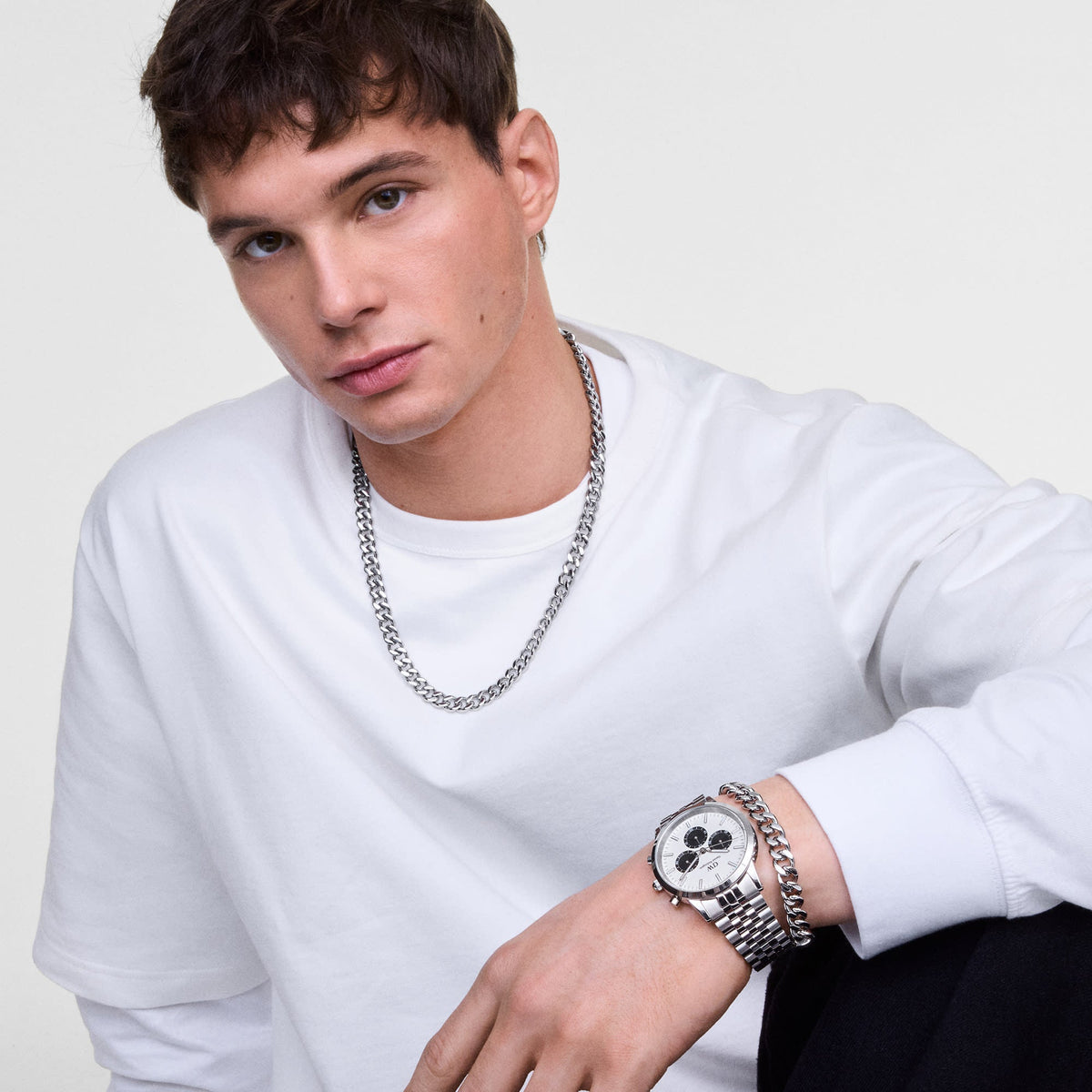 Daniel Wellington Iconic Chronograph Arch 5-Link Off- White Panda Silver